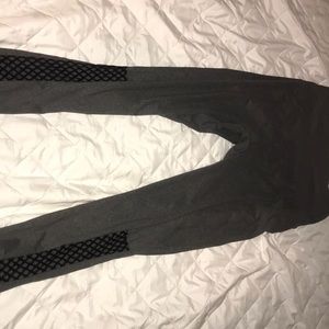 Black and grey laced leggings